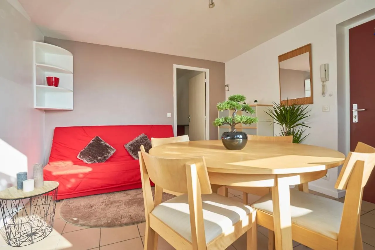 Jolis Appartements, Proche Facultes Medecine Et Hopitaux Lille Apartment