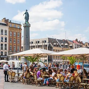 Appartement 2-bedroom Near Metro, Lille